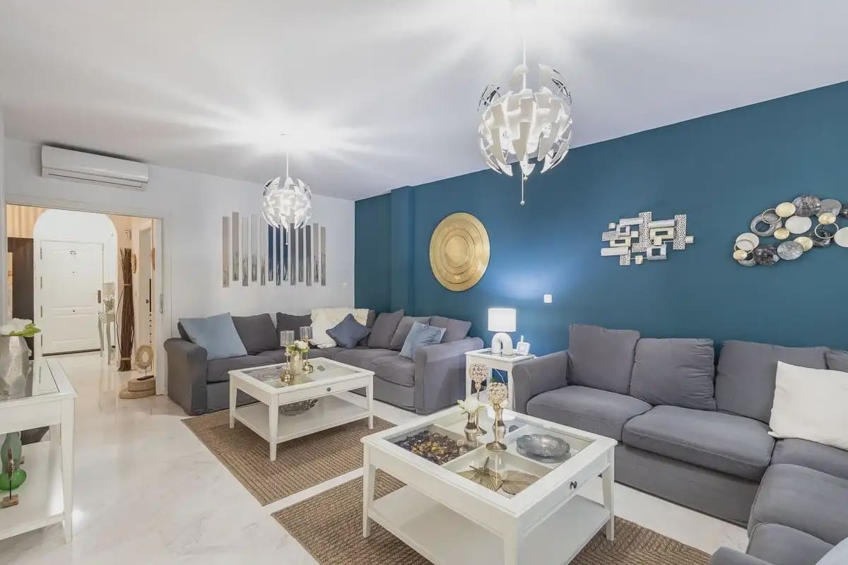 Townhouse for sale in Motril with pool garage - € 587,000 (Ref: 9837162)