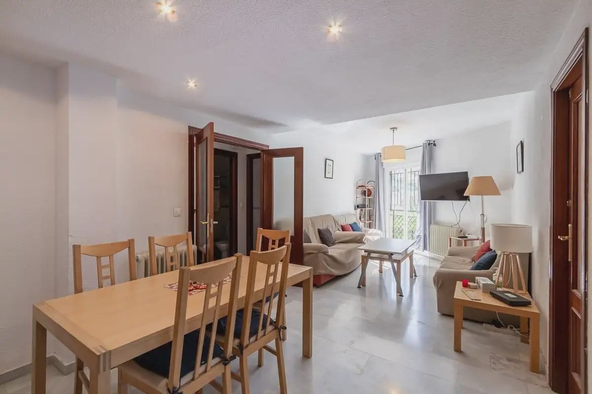 Appartamento in vendita in Granada citta con garage - 295.000 € (Rif: 9837163)