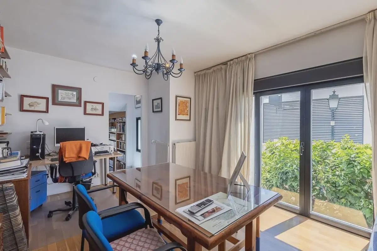 Villa for sale in Granada city with garage - € 710,000 (Ref: 9837165)