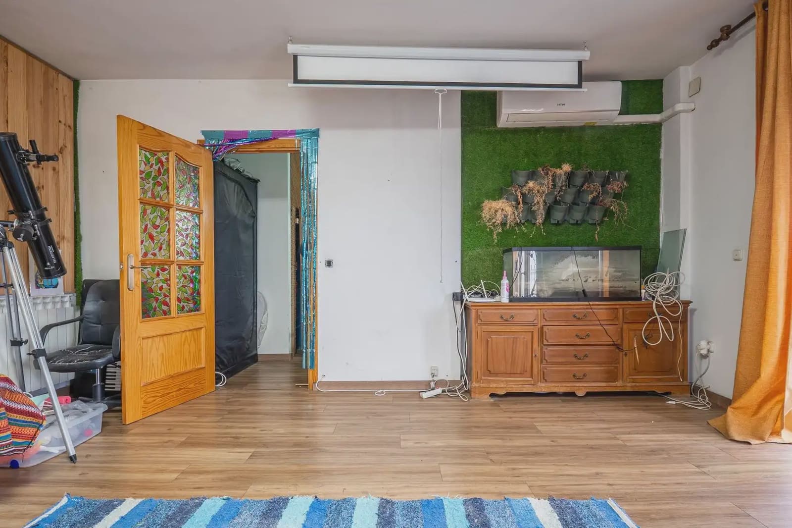 Villa/Maison à vendre à Huetor Santillan avec piscine - 235 000 € (Ref: 9837167)