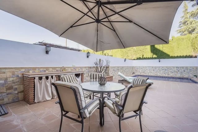 Townhouse for sale in Ambroz, Vegas del Genil with pool garage - € 279,000 (Ref: 9837169)
