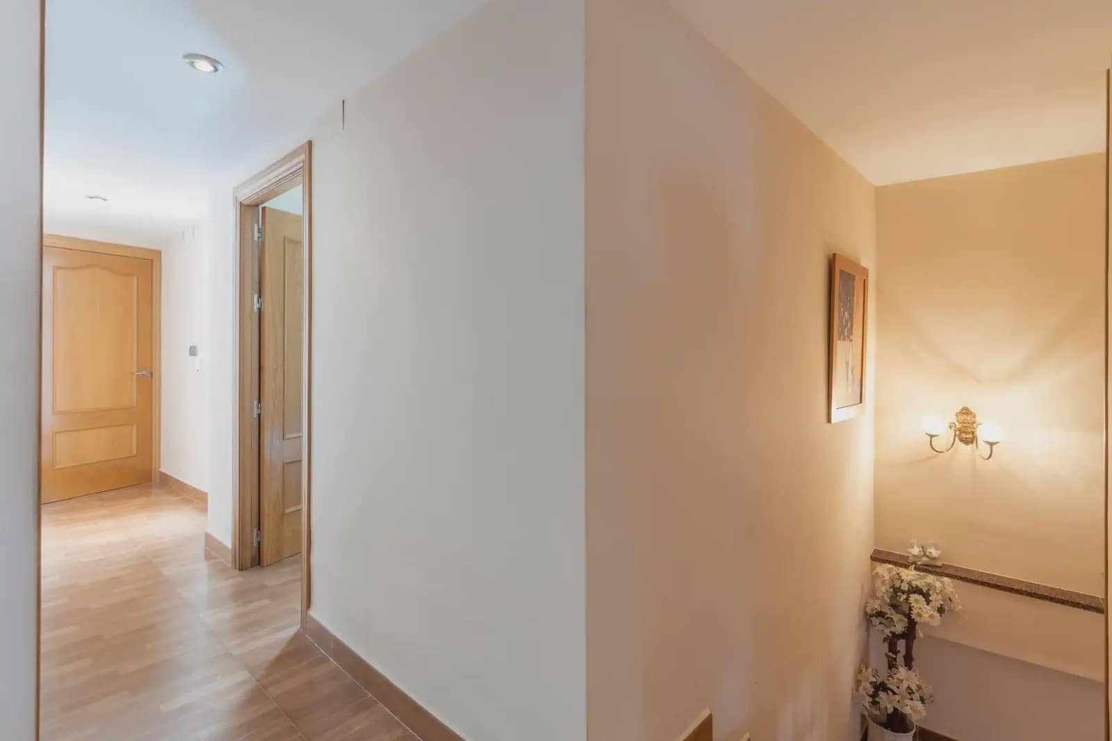 Omakotitalo myytävänä paikassa Dilar mukana 
autotalli - 199 500 € (Ref: 9837172)