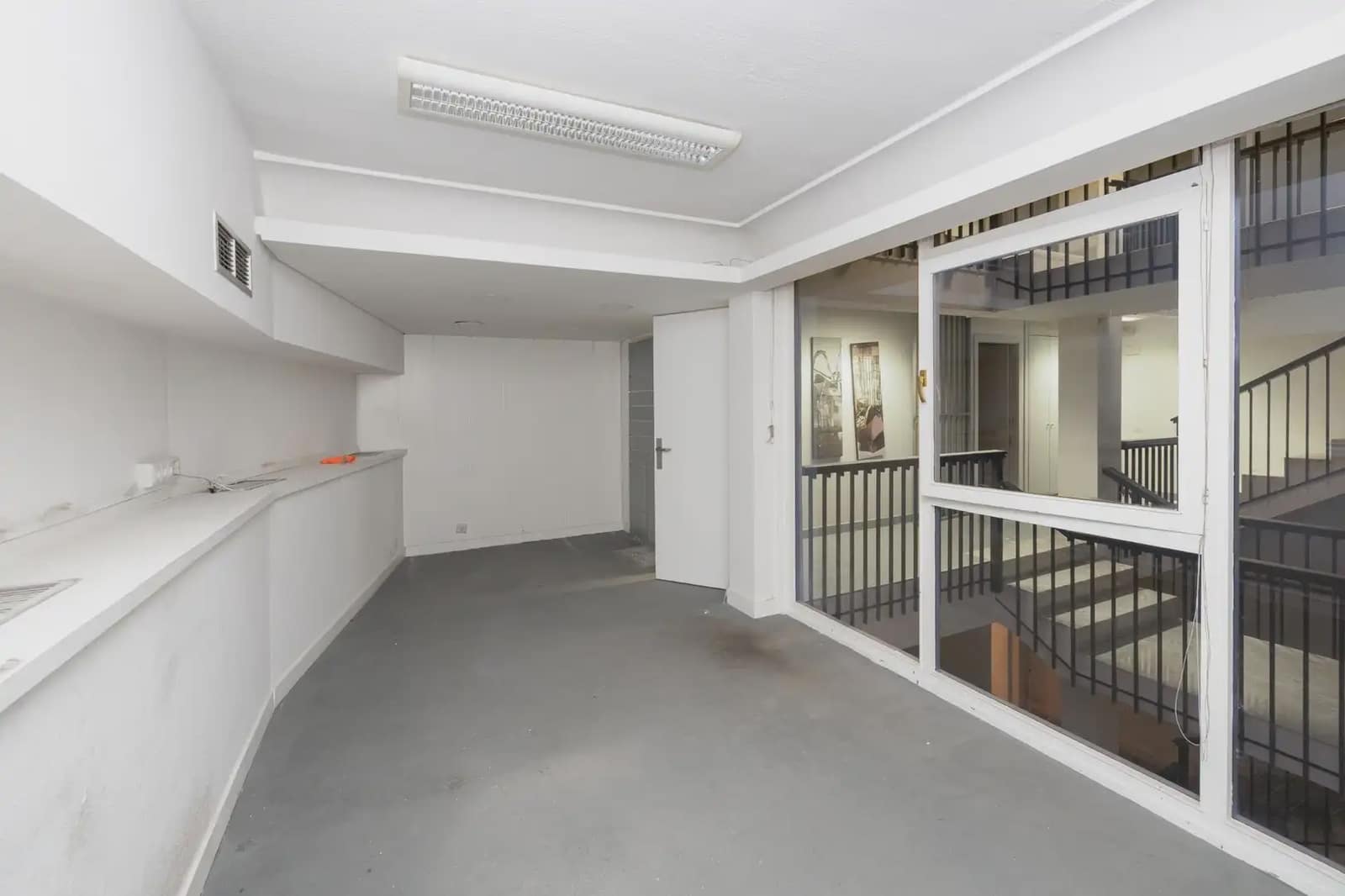 Erhverv til salg i Granada by - € 1.300.000 (Ref: 9837173)