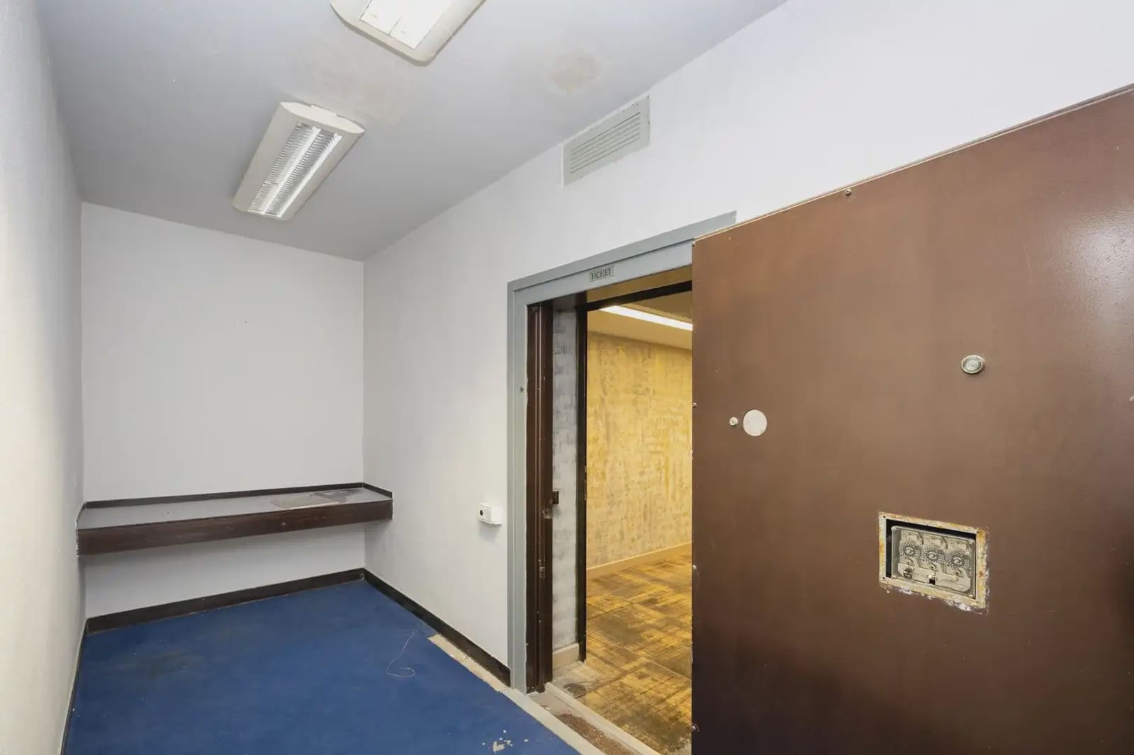 Erhverv til salg i Granada by - € 1.300.000 (Ref: 9837173)
