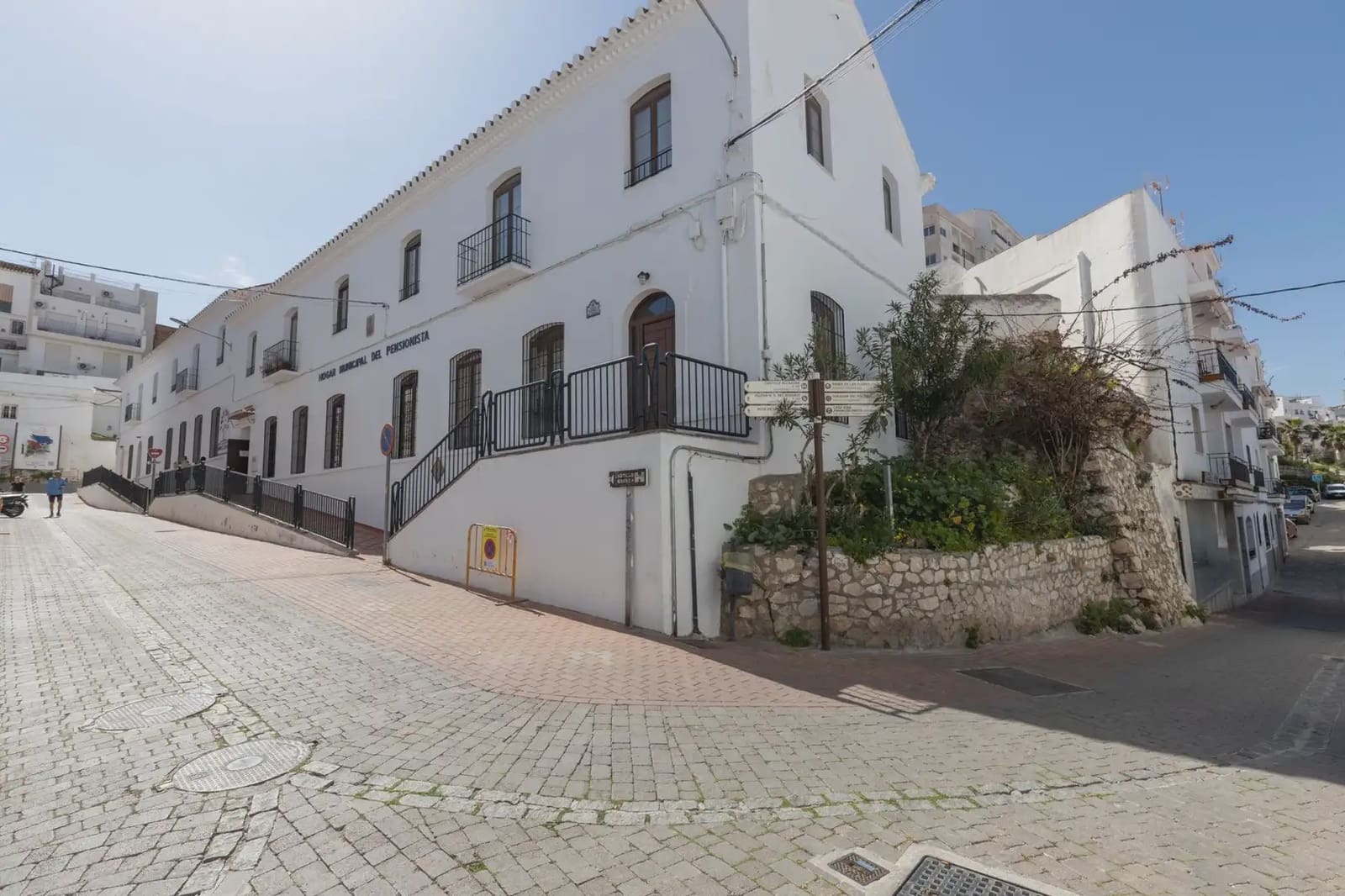 Flat te koop in Salobrena - € 175.000 (Ref: 9837174)