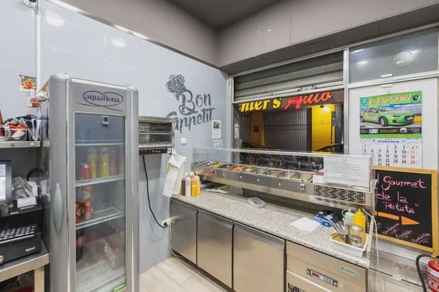Gewerbe zu verkaufen in Figares, Granada Stadt - 110.000 € (Ref: 9837175)