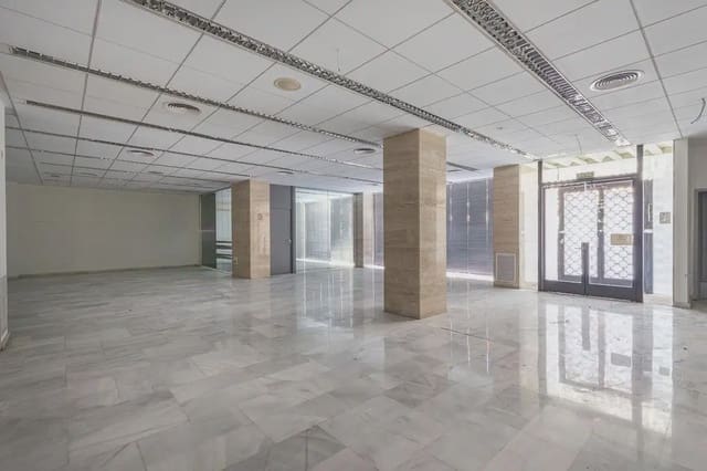 Erhverv til salg i Angustias - Chana - Encina, Granada by - € 380.000 (Ref: 9837176)