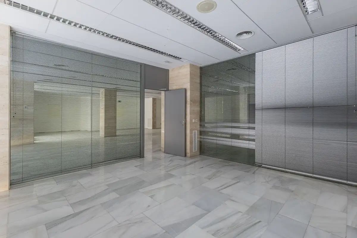 Commercieel te koop in Granada stad - € 380.000 (Ref: 9837176)