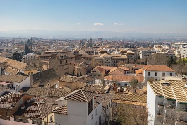 Działka budowlana na sprzedaż w Albaicin, Miasto Grenada - 755 000 € (Ref: 9837177)