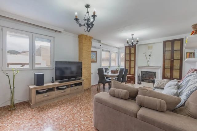 Casa in vendita in Ogíjares con piscina garage - 275.000 € (Rif: 9837178)