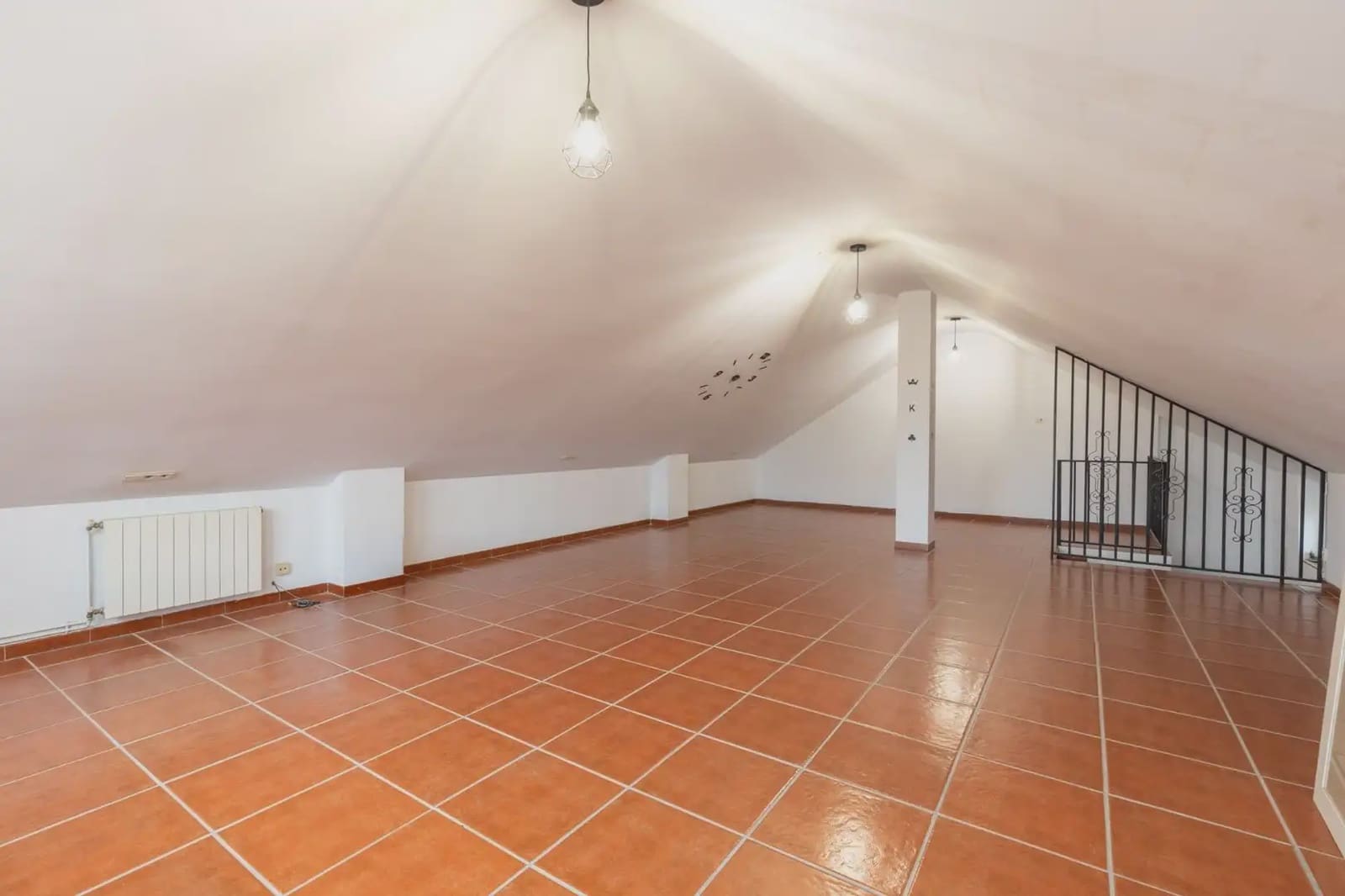 Terraced Villa for sale in Ogijares with pool garage - € 279,000 (Ref: 9837179)