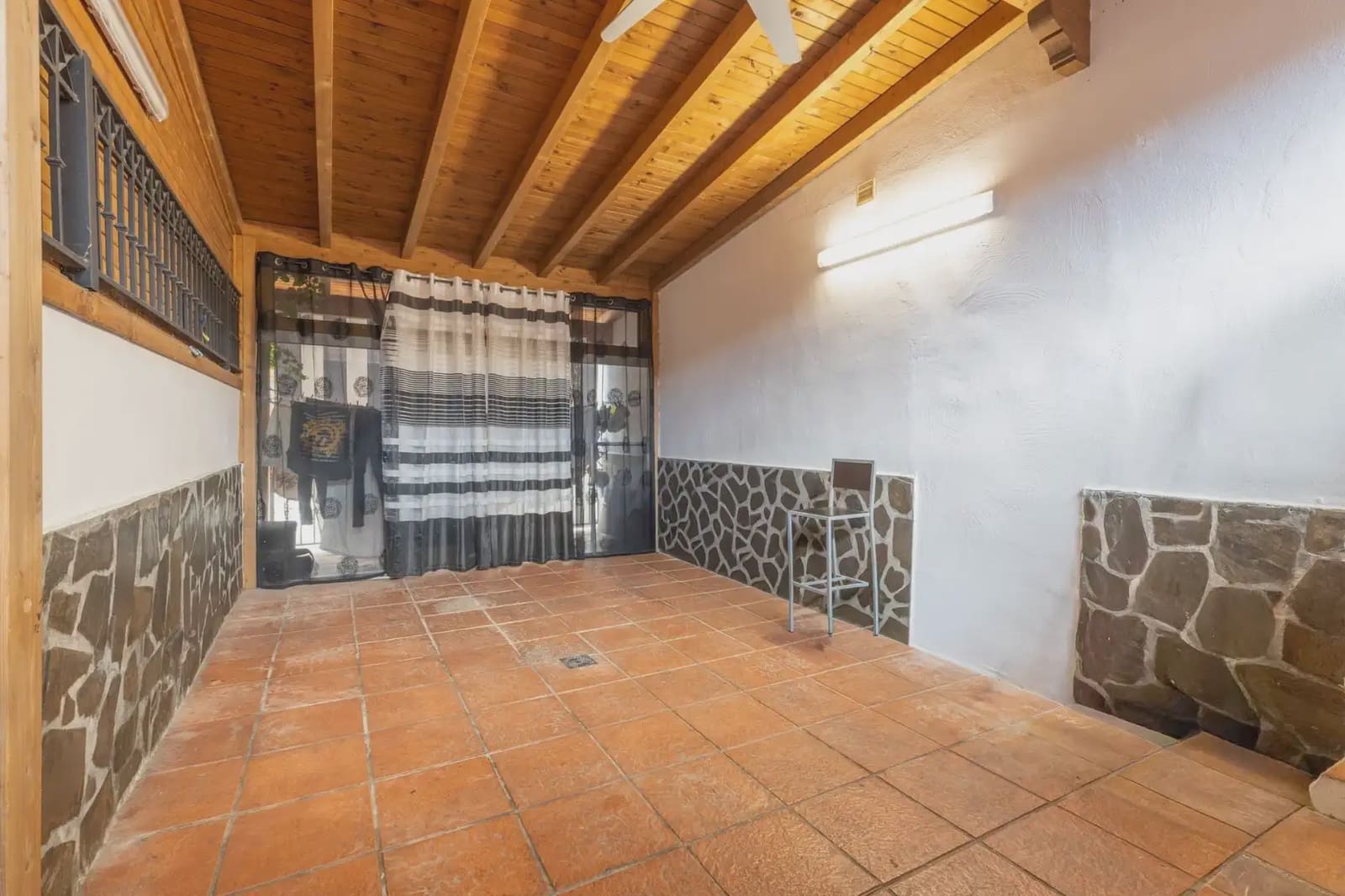 Terraced Villa for sale in Ogijares with pool garage - € 279,000 (Ref: 9837179)