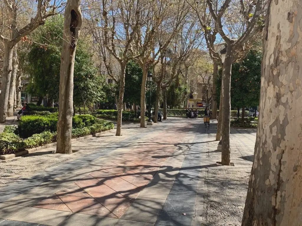 Gewerbe zu verkaufen in Granada Stadt - 900.000 € (Ref: 9837180)