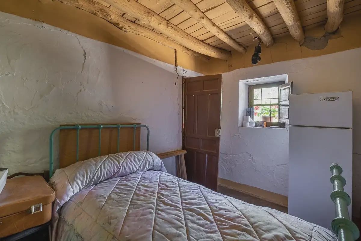 Finca/Landehus til salg i Guejar Sierra - € 250.000 (Ref: 9837181)