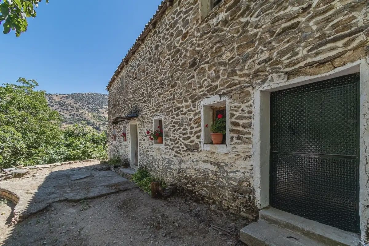 Finca/Landehus til salg i Guejar Sierra - € 250.000 (Ref: 9837181)