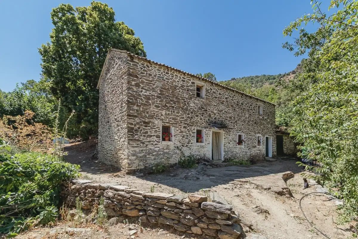 Finca/Landehus til salg i Guejar Sierra - € 250.000 (Ref: 9837181)