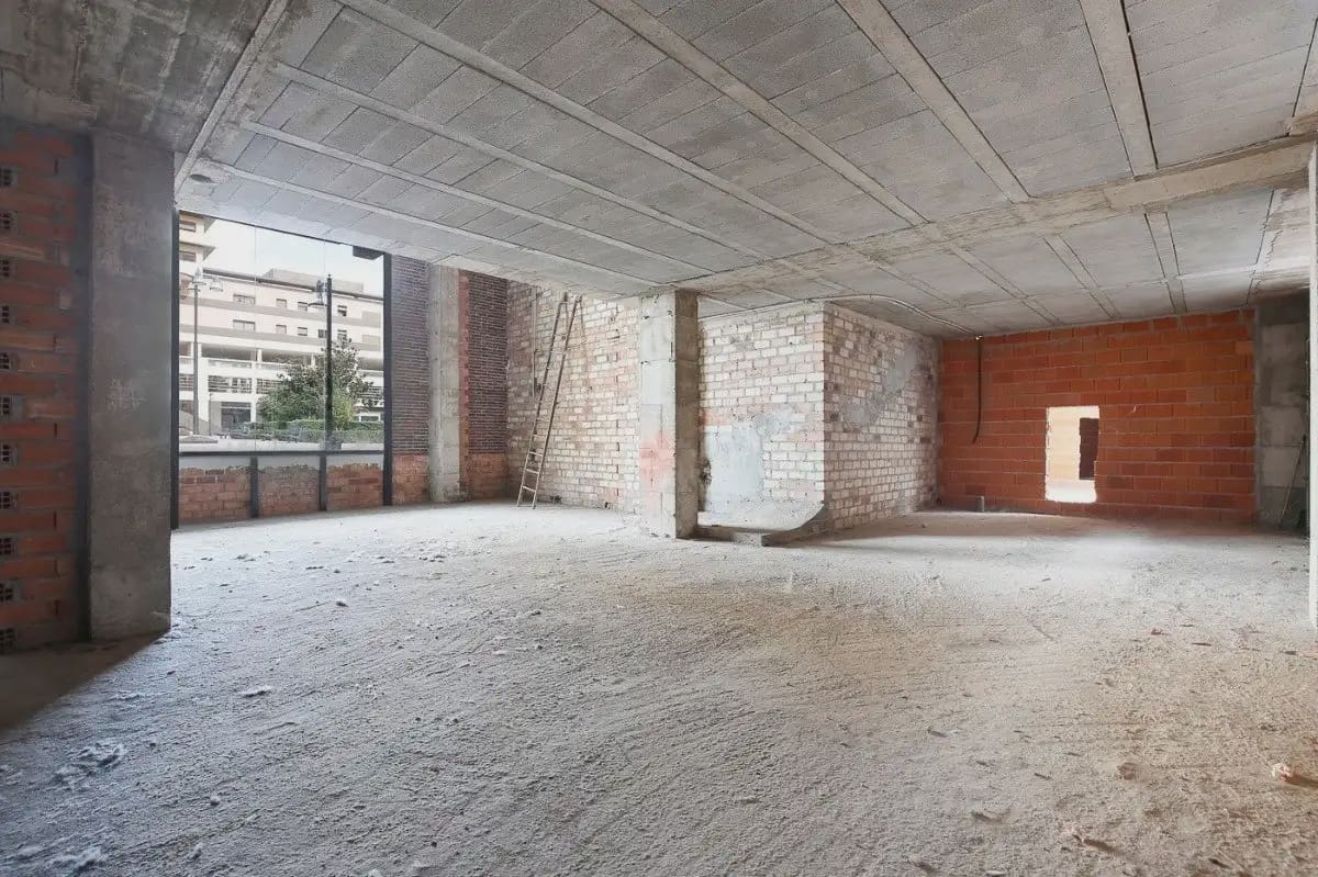 Commercieel te koop in Granada stad - € 350.000 (Ref: 9837184)