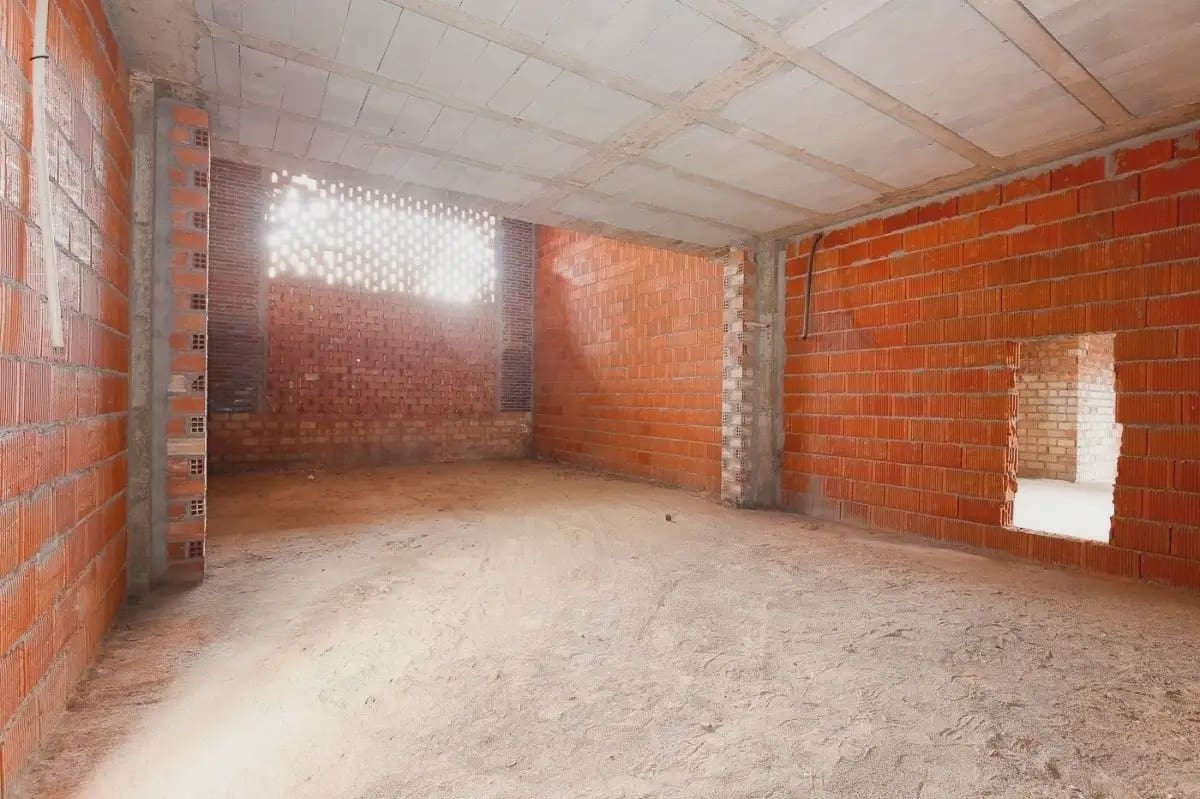 Commercieel te koop in Granada stad - € 350.000 (Ref: 9837184)