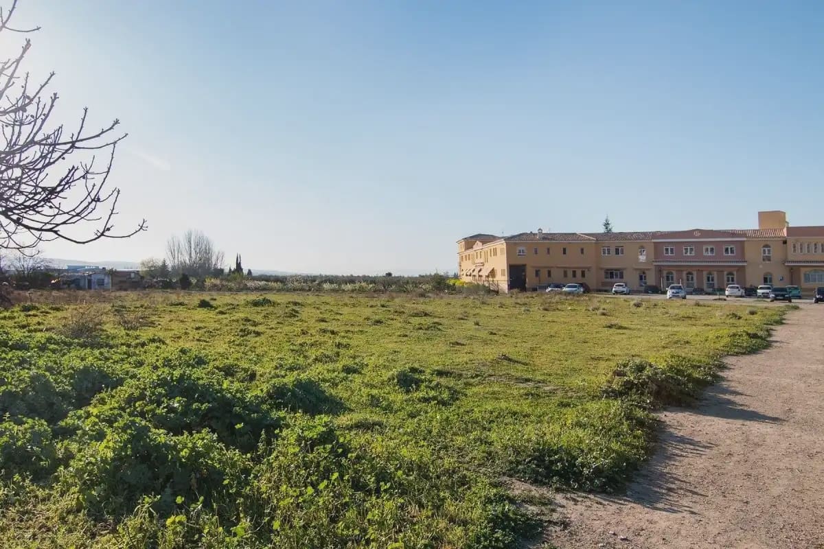 Building Plot for sale in Cajar - € 200,000 (Ref: 9837186)