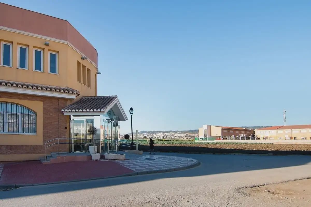 Building Plot for sale in Cajar - € 200,000 (Ref: 9837186)