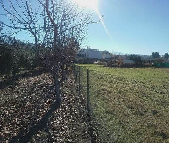 Quinta/Casa Rural para venda em La Zubia - 78 000 € (Ref: 9837187)
