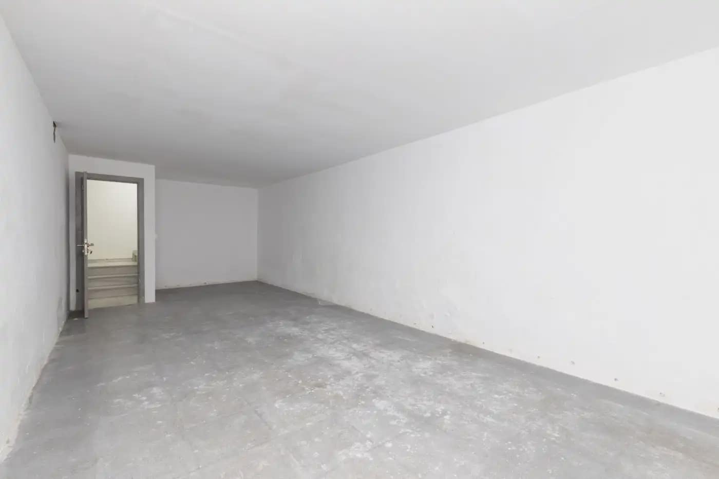 Commercial for sale in Montefrio - € 159,900 (Ref: 9837188)