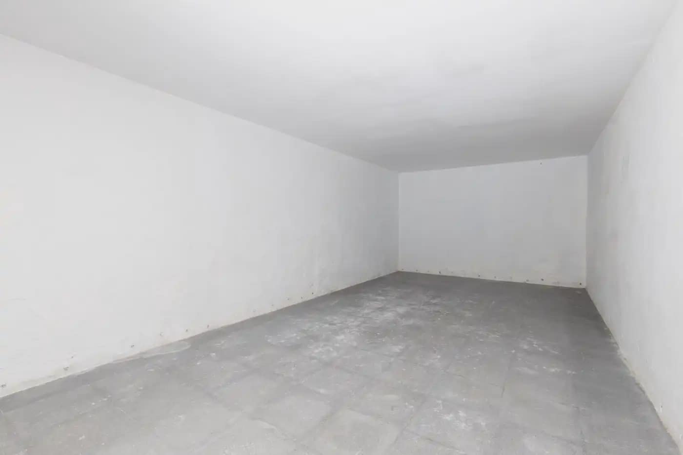 Commercial for sale in Montefrio - € 159,900 (Ref: 9837188)