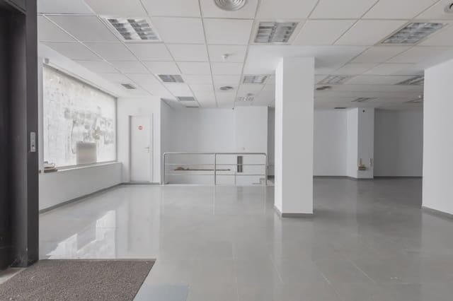 Commerciale in vendita in Montefrío - 159.900 € (Rif: 9837188)