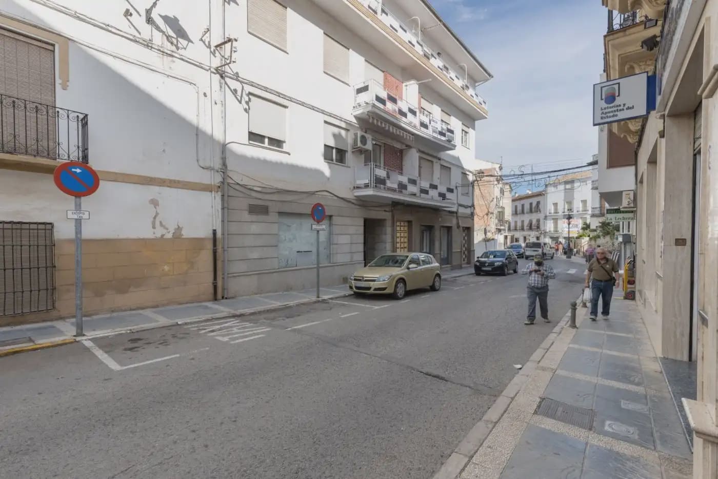 Commercial for sale in Montefrio - € 159,900 (Ref: 9837188)