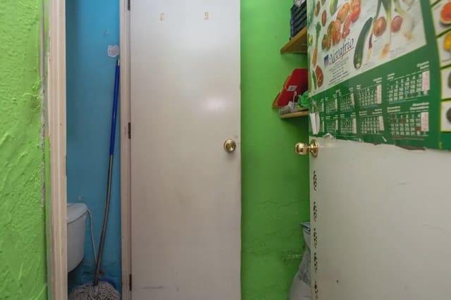 Gewerbe zu verkaufen in Figares, Granada Stadt - 65.000 € (Ref: 9837189)