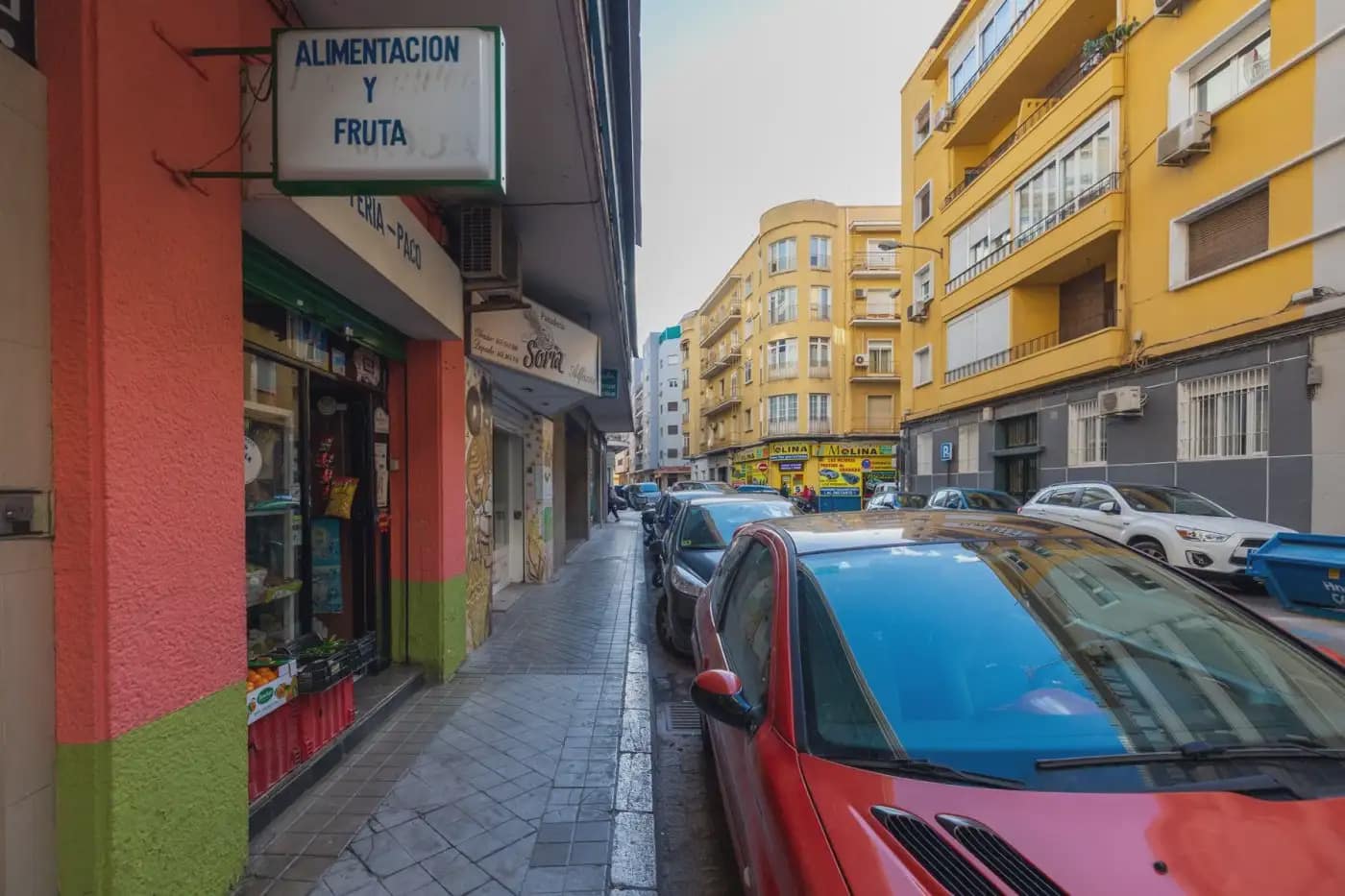 Kommersiell til salgs i Granada by - € 65 000 (Ref: 9837189)
