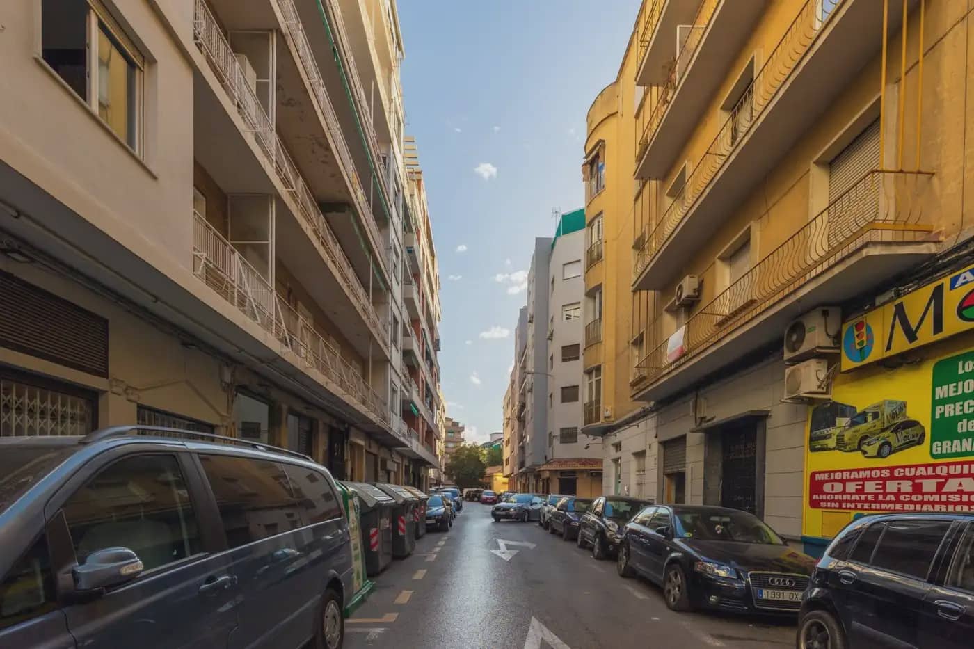 Kommersiell til salgs i Granada by - € 65 000 (Ref: 9837189)