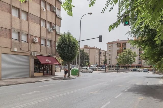Gewerbe zu verkaufen in Figares, Granada Stadt - 99.000 € (Ref: 9837191)