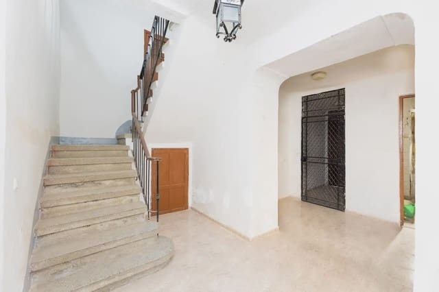 Byhus til salg i Guadix - € 315.000 (Ref: 9837194)
