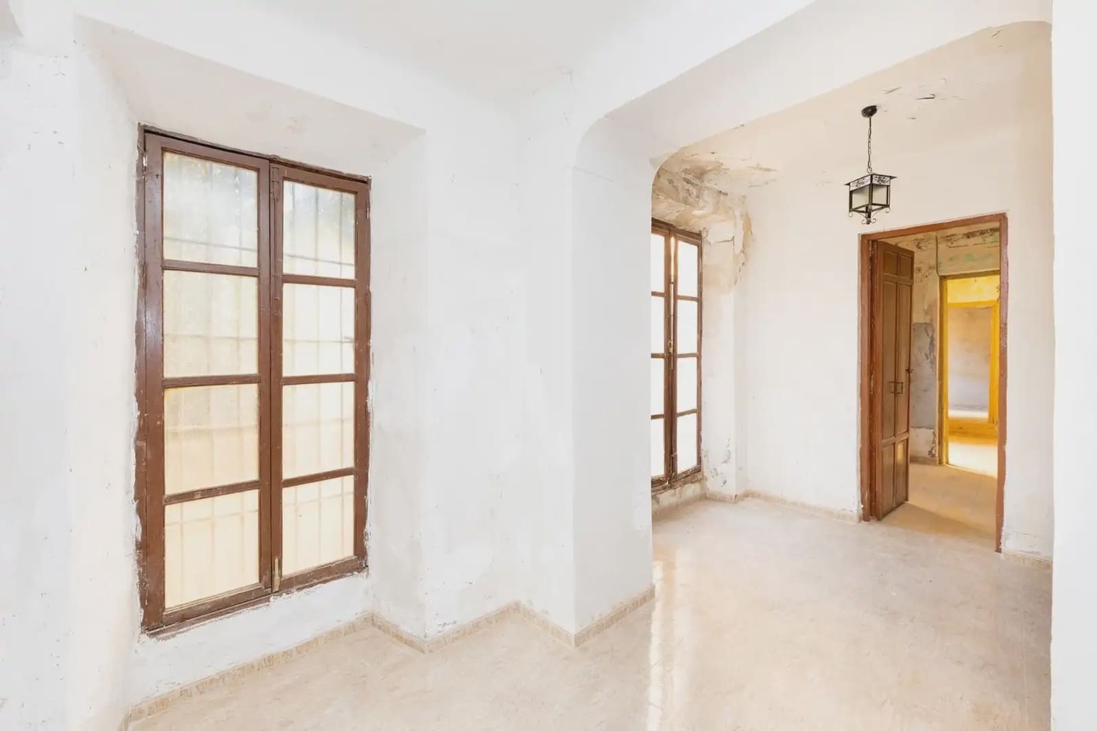Byhus til salg i Guadix - € 315.000 (Ref: 9837194)