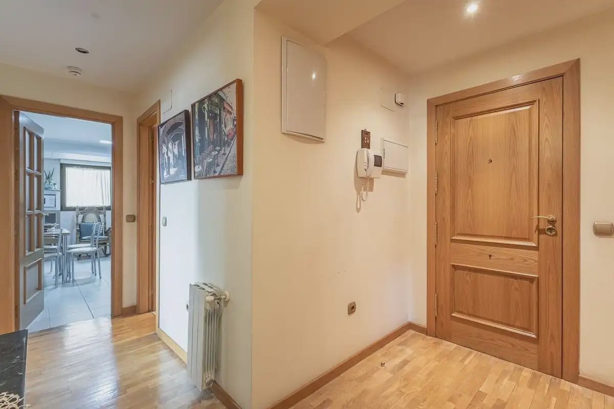 Lägenhet till salu i Granada stad - 390 000 € (Ref: 9837197)