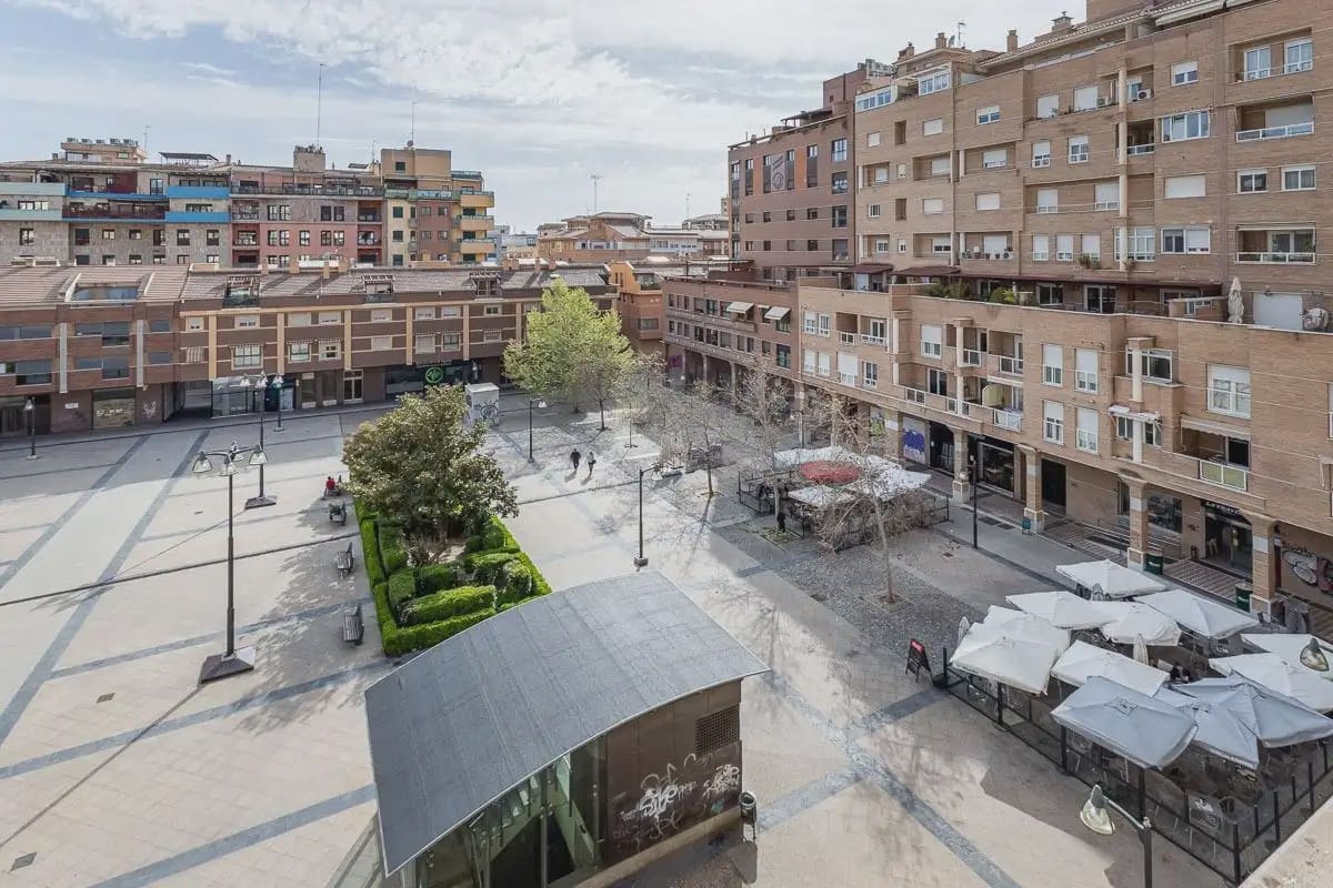 Lägenhet till salu i Granada stad - 390 000 € (Ref: 9837197)