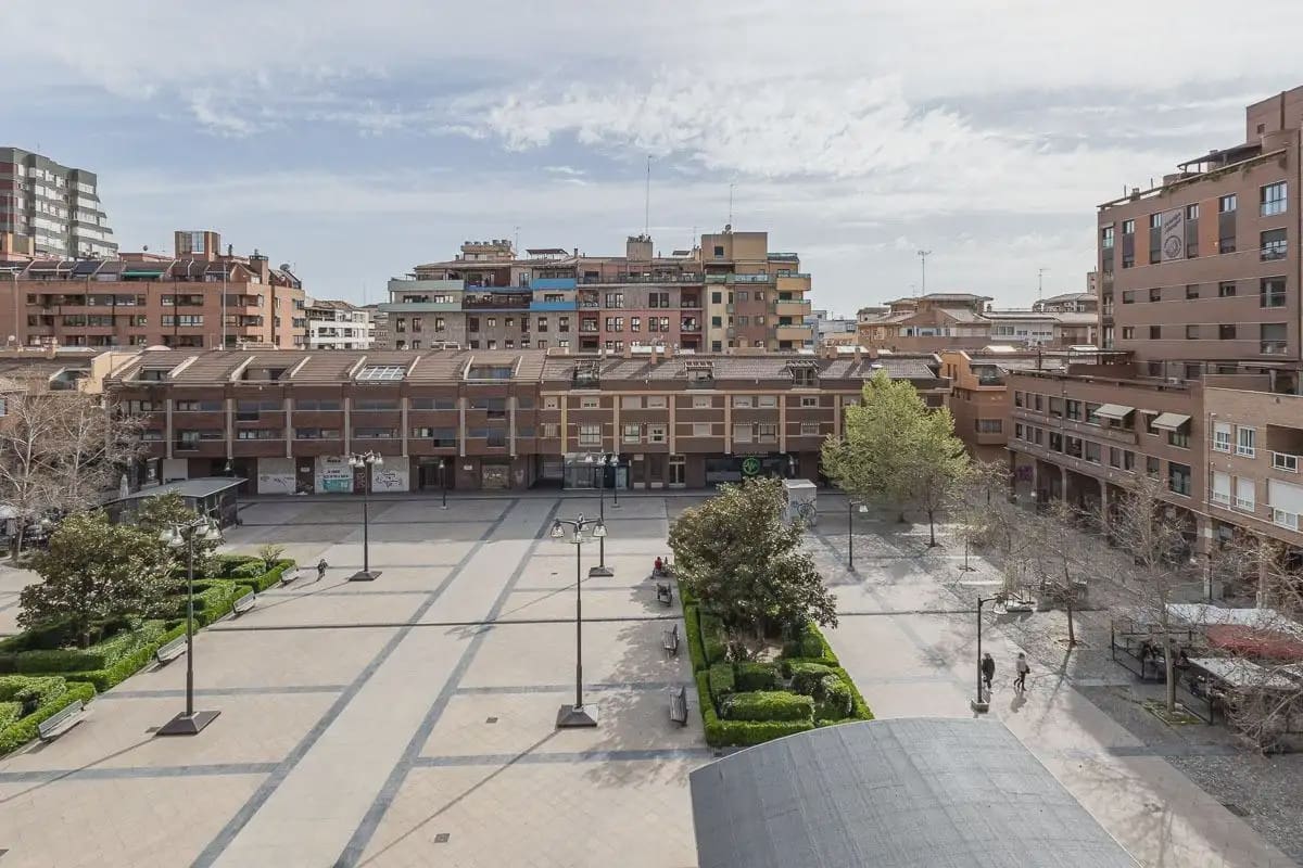 Lägenhet till salu i Granada stad - 390 000 € (Ref: 9837197)