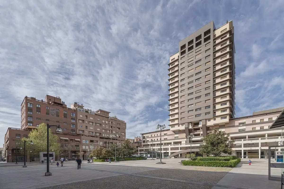 Lägenhet till salu i Granada stad - 390 000 € (Ref: 9837197)