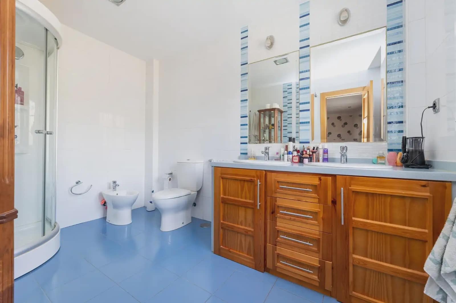 Villa zu verkaufen in Huetor Vega mit Pool Garage - 480.000 € (Ref: 9837200)