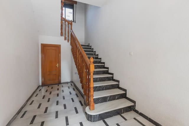 Dom na sprzedaż w Chauchina z garażem - 300 000 € (Ref: 9837201)