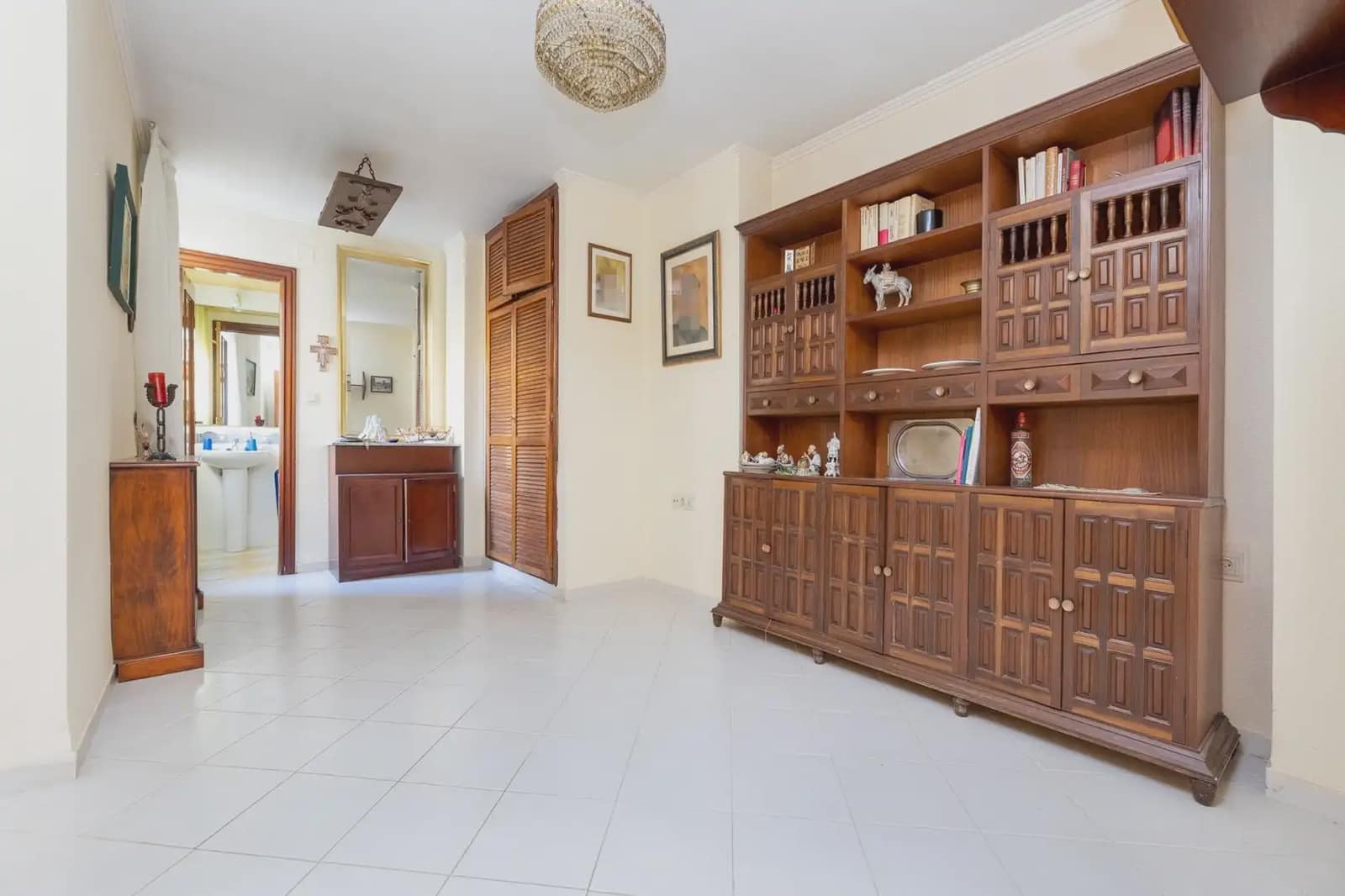 Villa til salg i Albolote med swimmingpool garage - € 295.000 (Ref: 9837202)