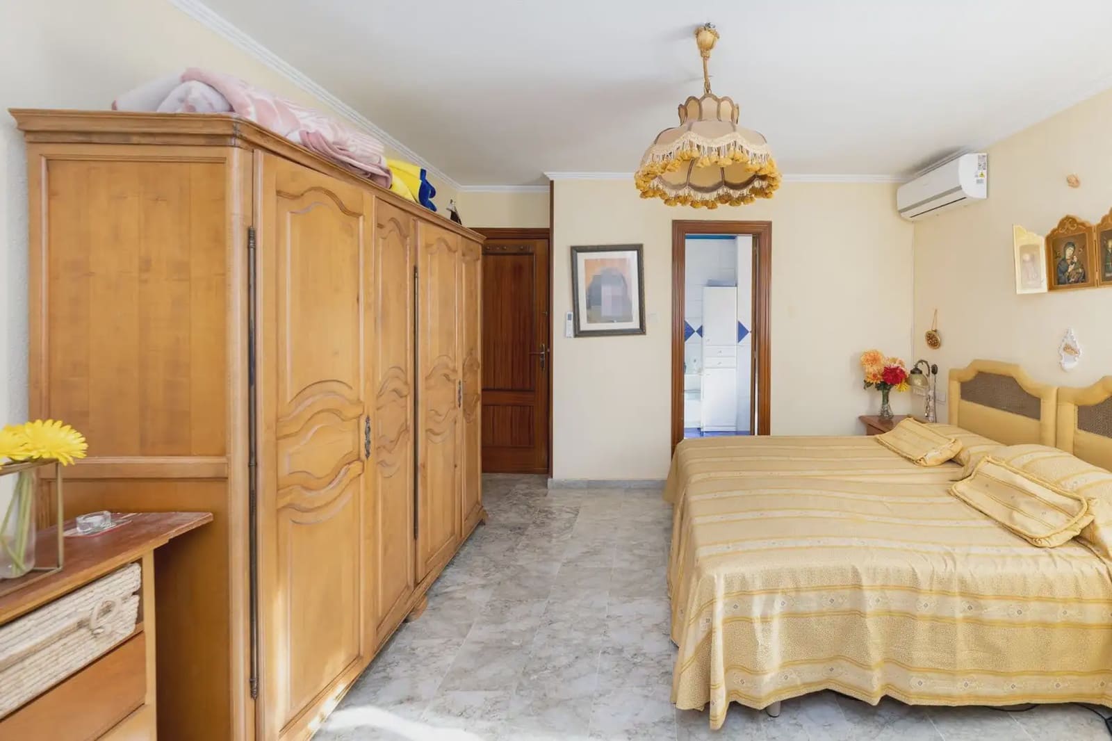 Villa til salg i Albolote med swimmingpool garage - € 295.000 (Ref: 9837202)