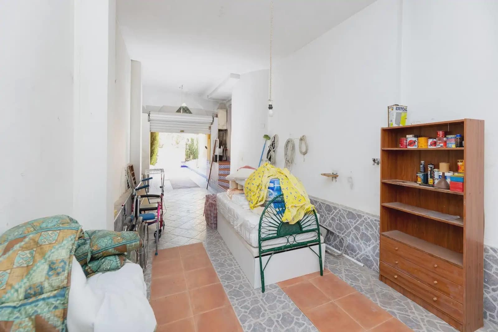Villa til salg i Albolote med swimmingpool garage - € 295.000 (Ref: 9837202)