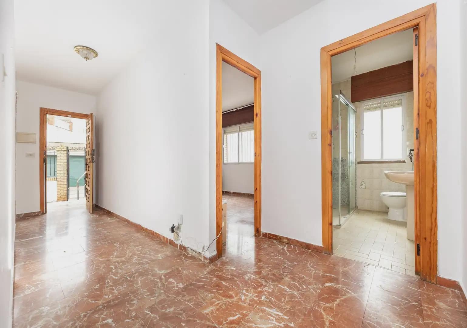 Villa zu verkaufen in Huetor Vega mit Pool Garage - 365.000 € (Ref: 9837204)
