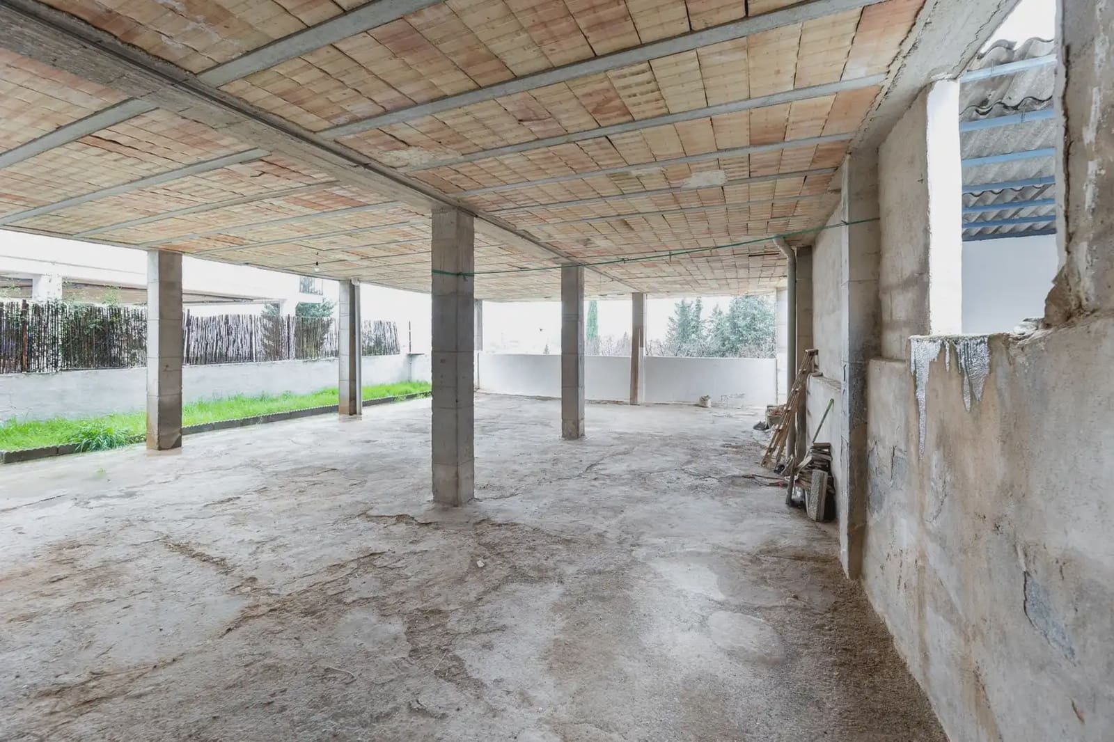 Villa zu verkaufen in Huetor Vega mit Pool Garage - 365.000 € (Ref: 9837204)