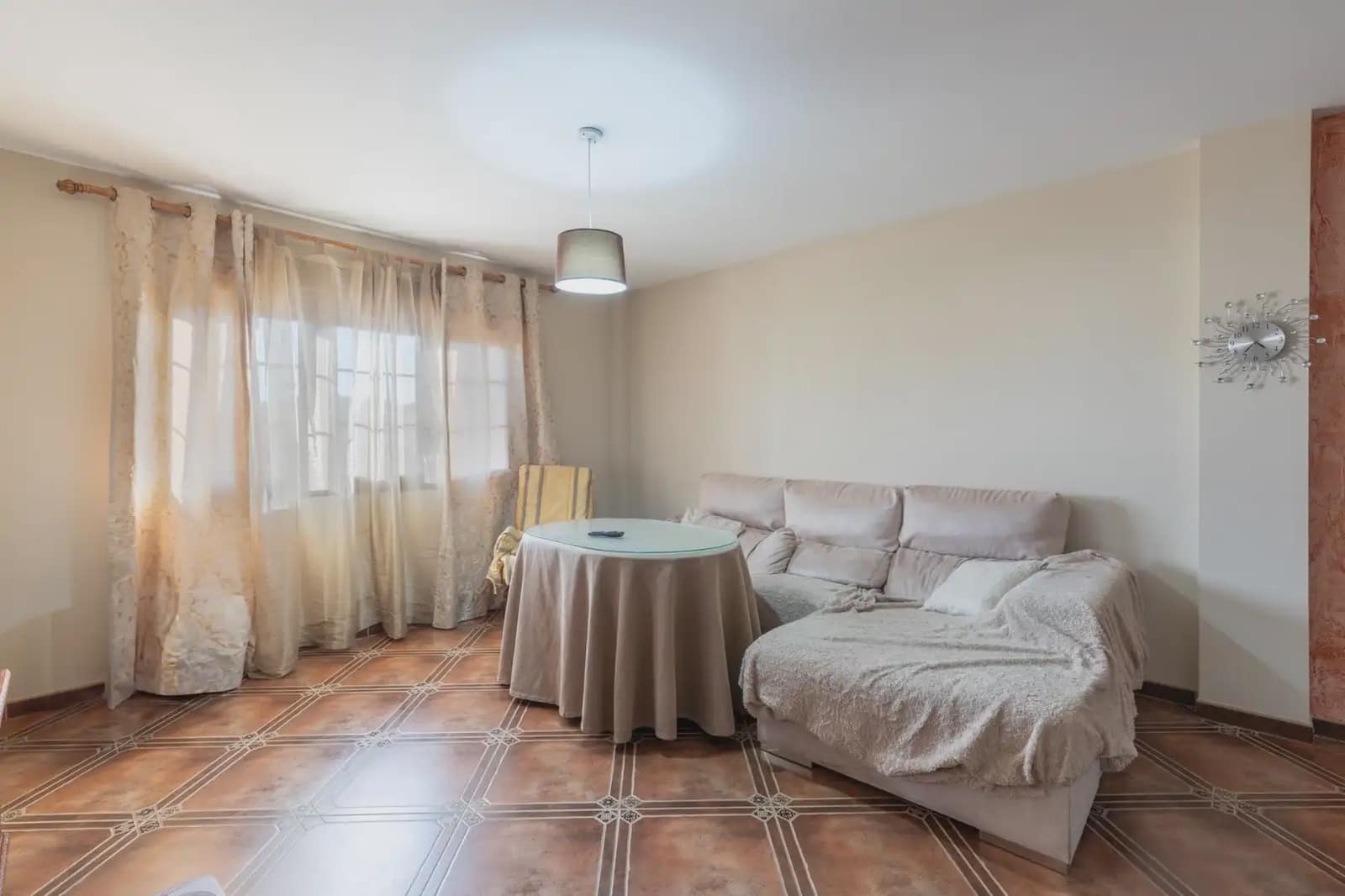 Flat for sale in Illora with garage - € 125,000 (Ref: 9837205)