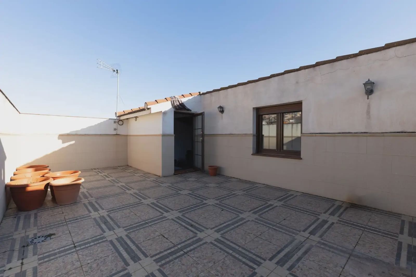 Flat for sale in Illora with garage - € 125,000 (Ref: 9837205)