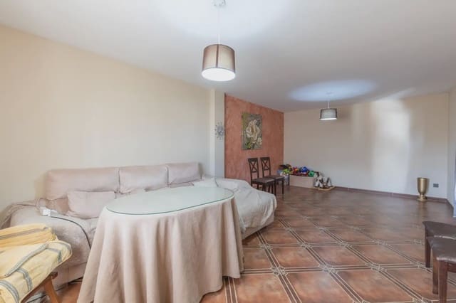 Lejlighed til salg i Illora med garage - € 125.000 (Ref: 9837205)