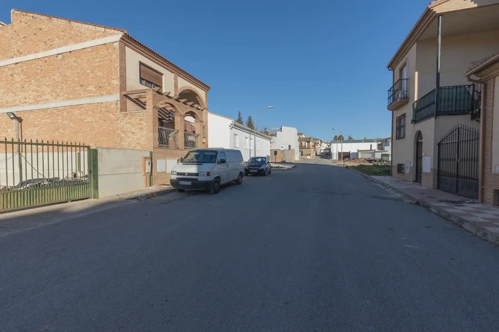 Flat for sale in Illora with garage - € 125,000 (Ref: 9837205)